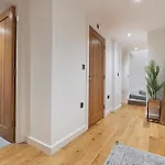 3 Bedroom Duplex Apartment In Jewellery Quarter